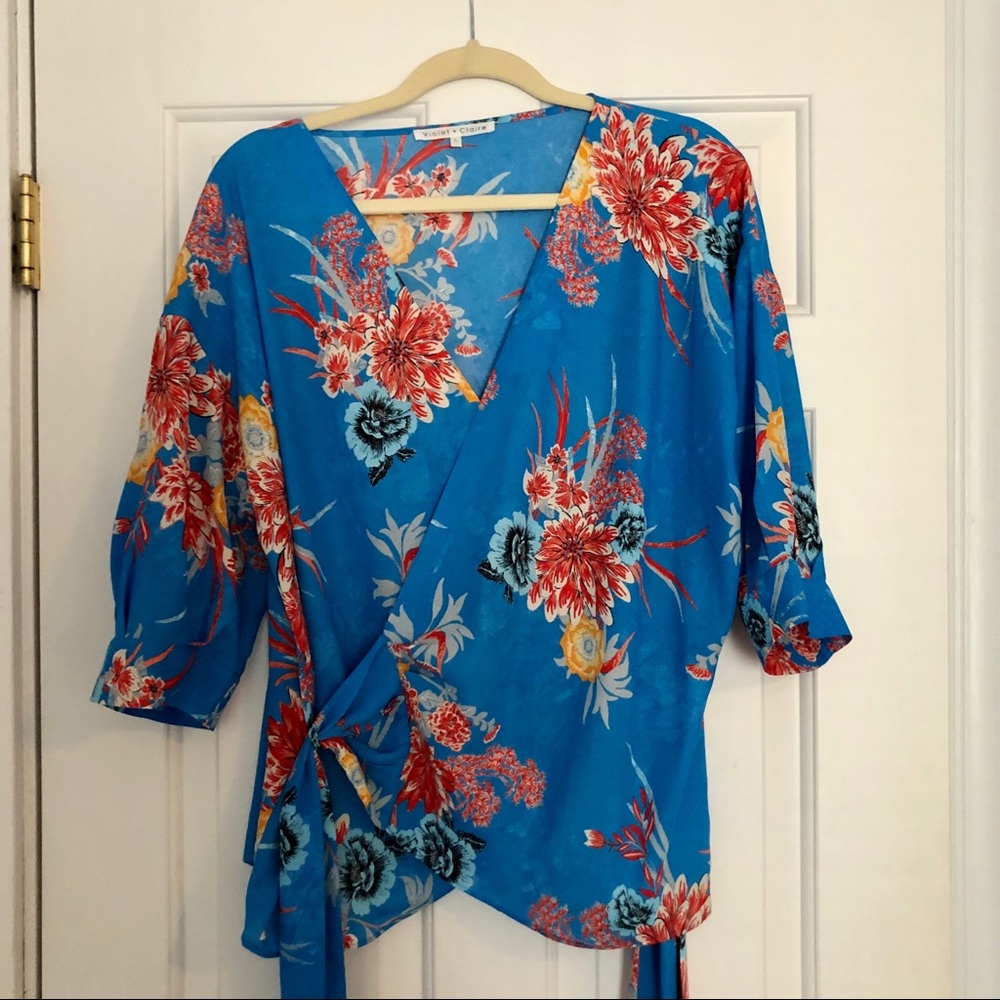 Kimono style blouse with floral print